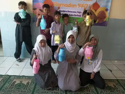 Santunan Dhuafa